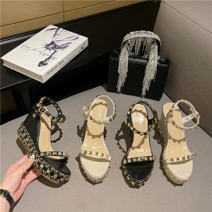 2024 Summer New One-Strap Rivet Fashion Versatile Wedge Sandals for Women 10.5cm