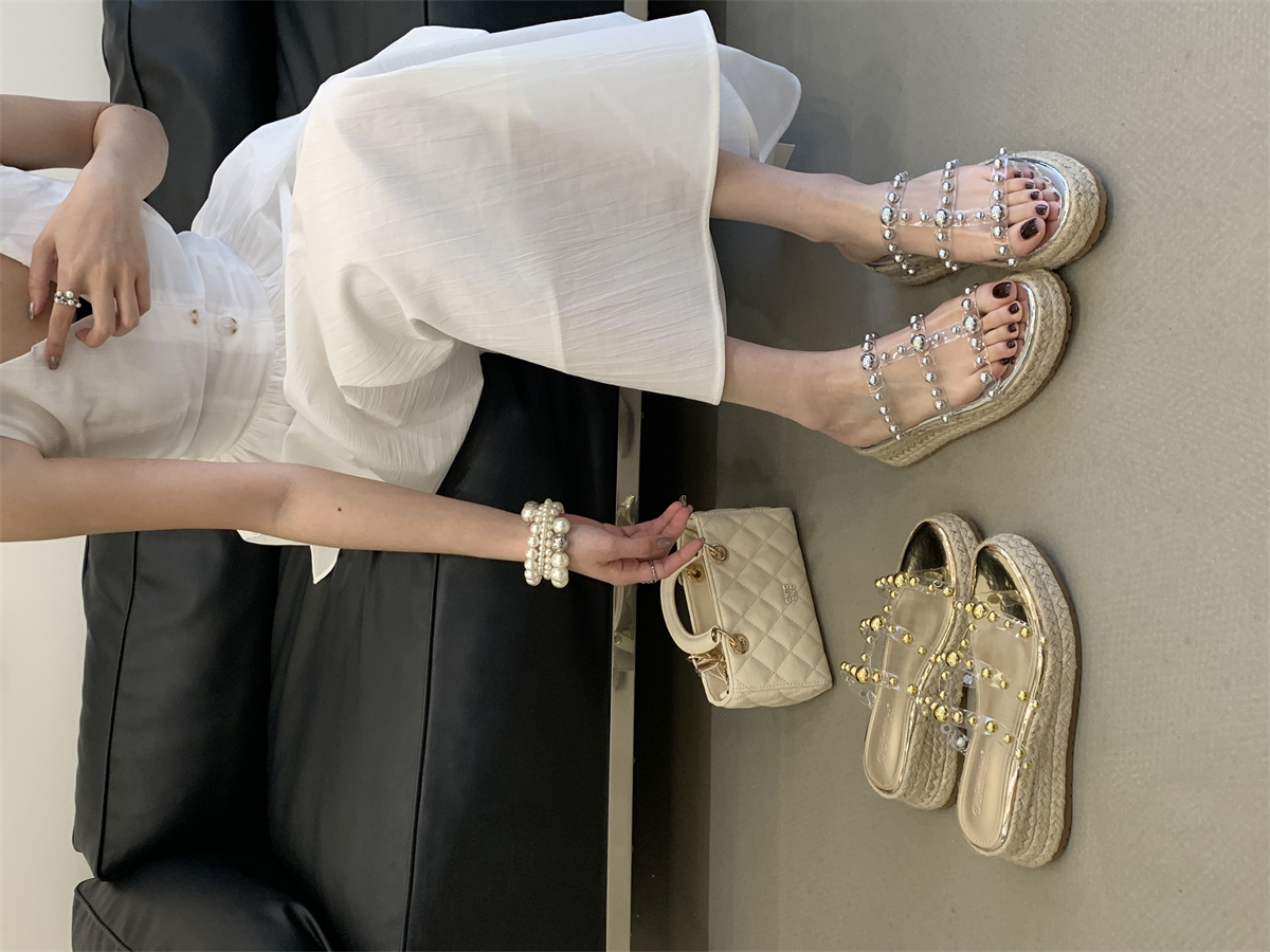 2026 New One-Strap Flat Sandals for Women Summer Outdoor Woven Thick Sole Height Increasing Slope Beach Slippers