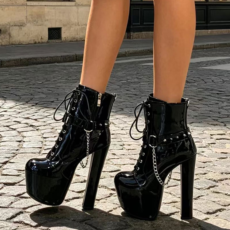 Patent Leather Platform Chunky Heel Short Boots for Women Metal Chain Rivet Lace Up Ankle Boots Dark Punk Stage Performance Women's Boots