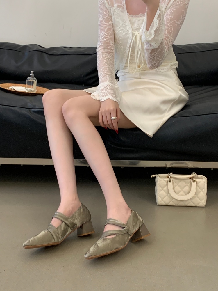 2026 New Style Twisted One-Strap Buckle Square Toe Soft Sole Chunky Heel Mary Jane Shoes for Women - Image 3